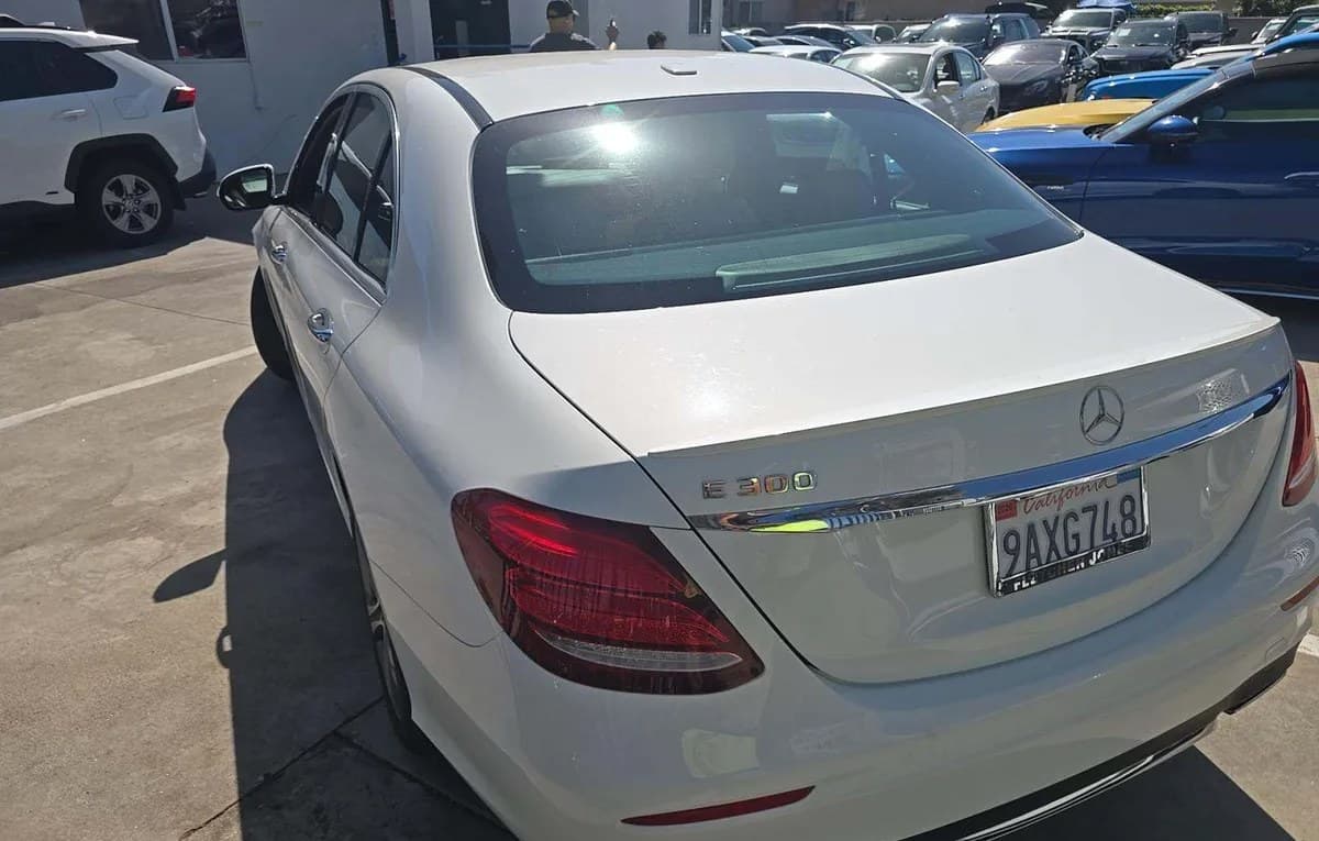 2019 MERCEDES-BENZ E-CLASS E 300 3