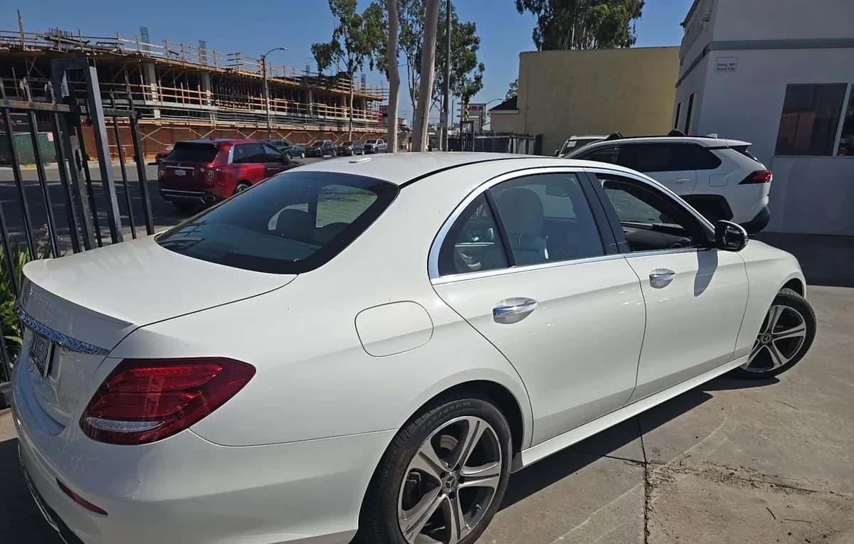 2019 MERCEDES-BENZ E-CLASS E 300 4