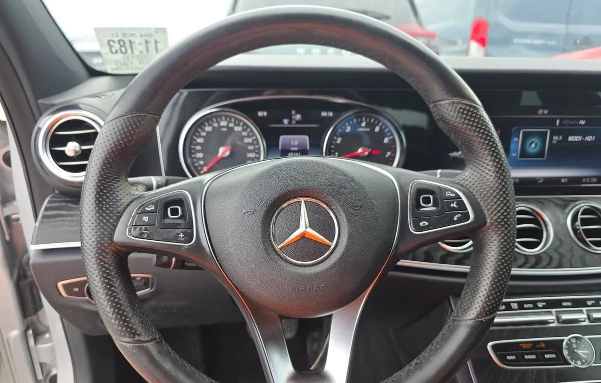 2018 MERCEDES-BENZ E-CLASS E 300 7