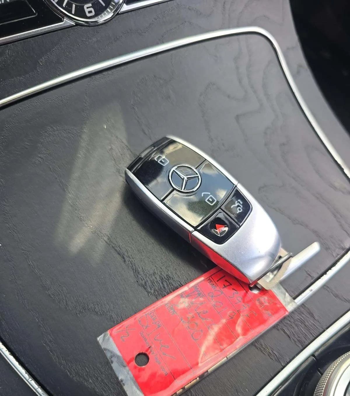 2019 MERCEDES-BENZ E-CLASS E 300 5