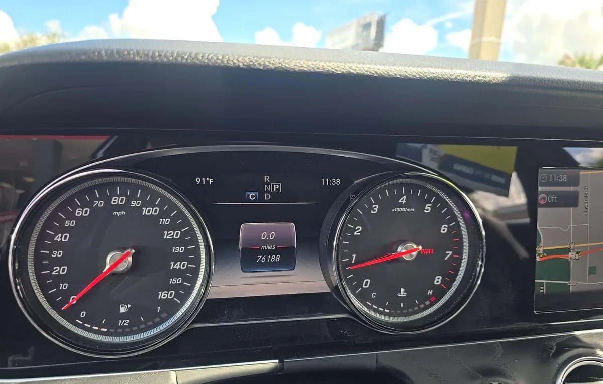 2019 MERCEDES-BENZ E-CLASS E 300 6