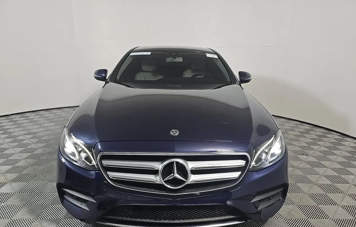 2019 MERCEDES-BENZ E-CLASS E 300 3