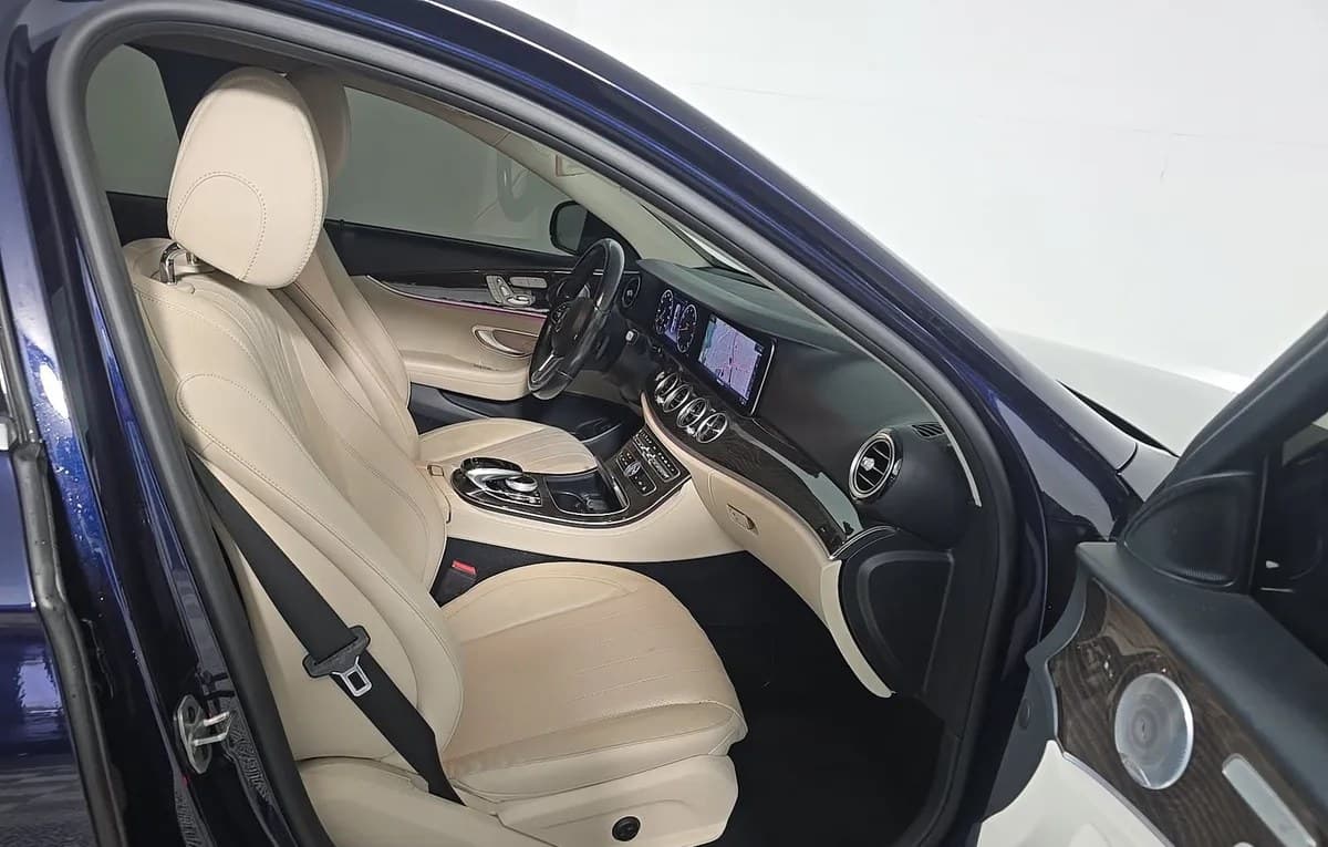 2019 MERCEDES-BENZ E-CLASS E 300 5