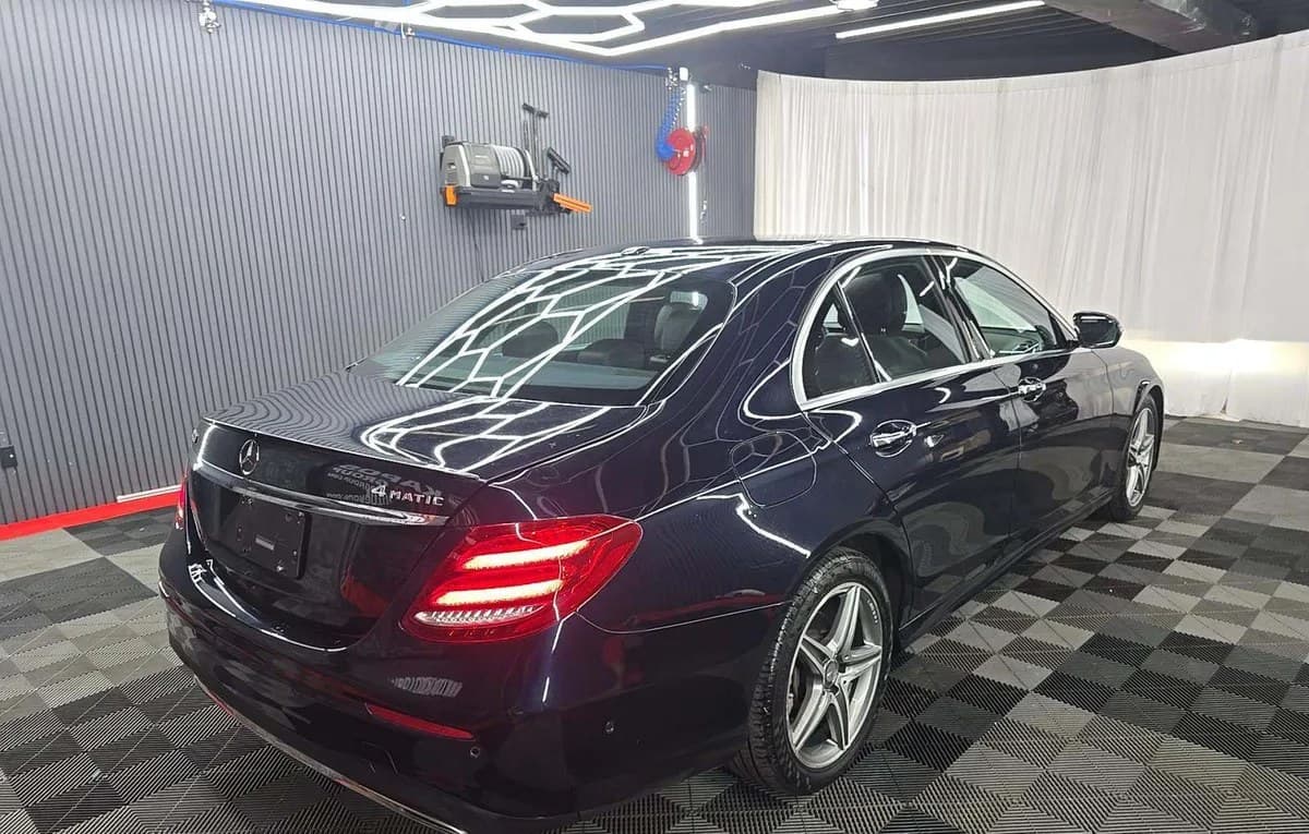 2017 MERCEDES-BENZ E-CLASS E 300 Sport 4