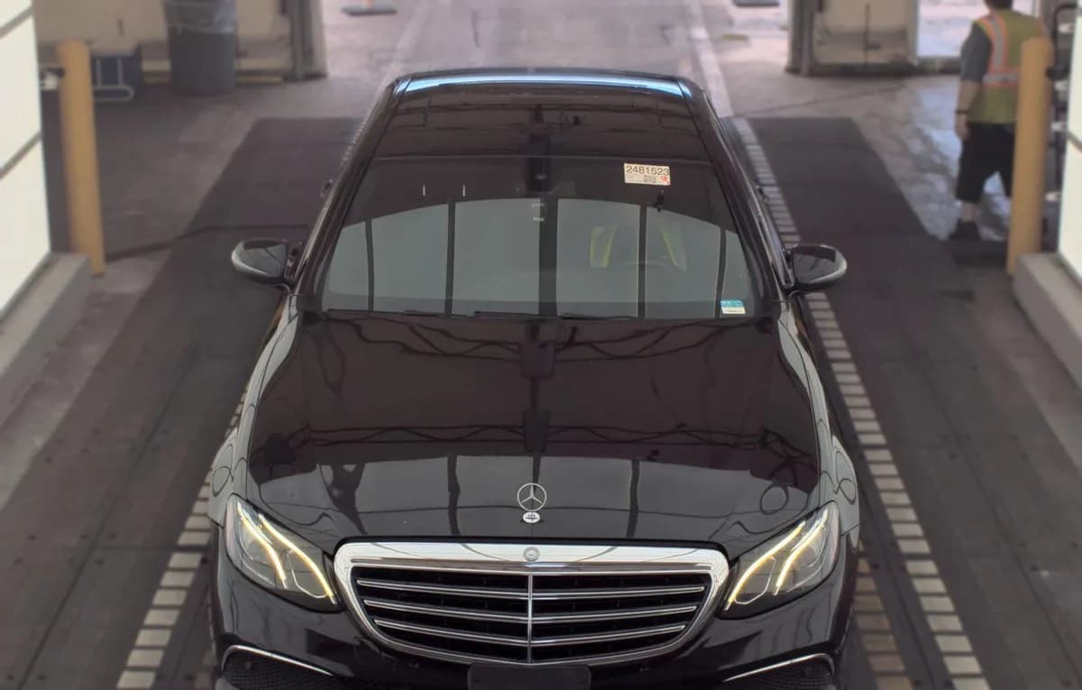 2017 MERCEDES-BENZ E-CLASS E 300 Luxury 3