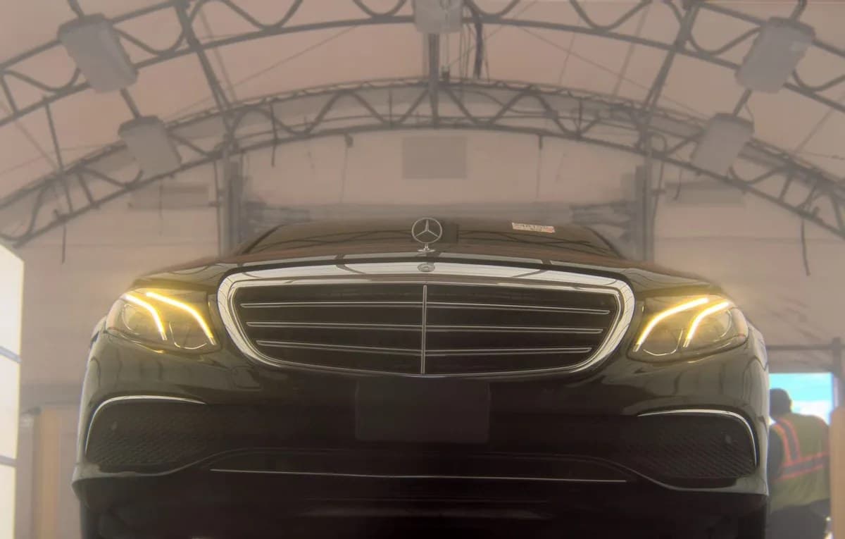 2017 MERCEDES-BENZ E-CLASS E 300 Luxury 4