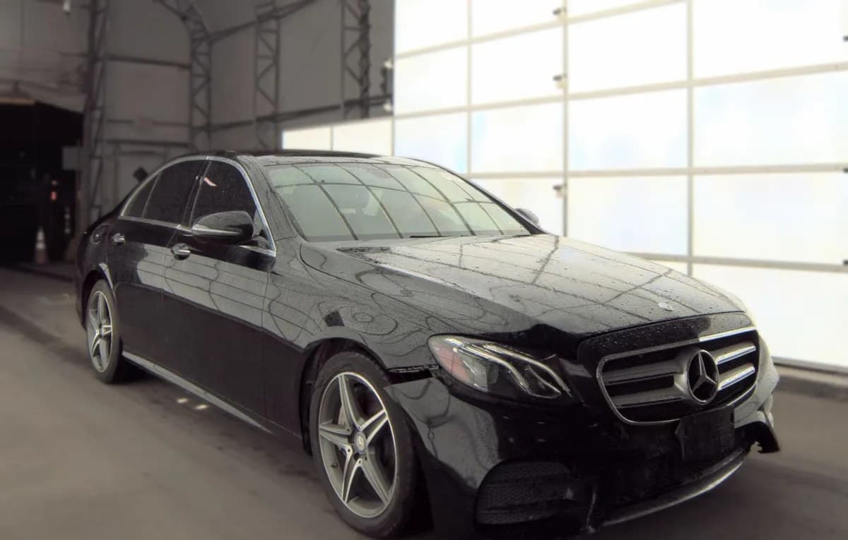 2017 MERCEDES-BENZ E-CLASS E 300 Sport 4