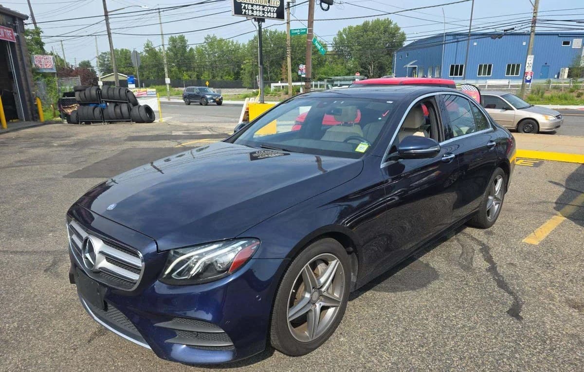 2017 MERCEDES-BENZ E-CLASS E 300 Sport 2