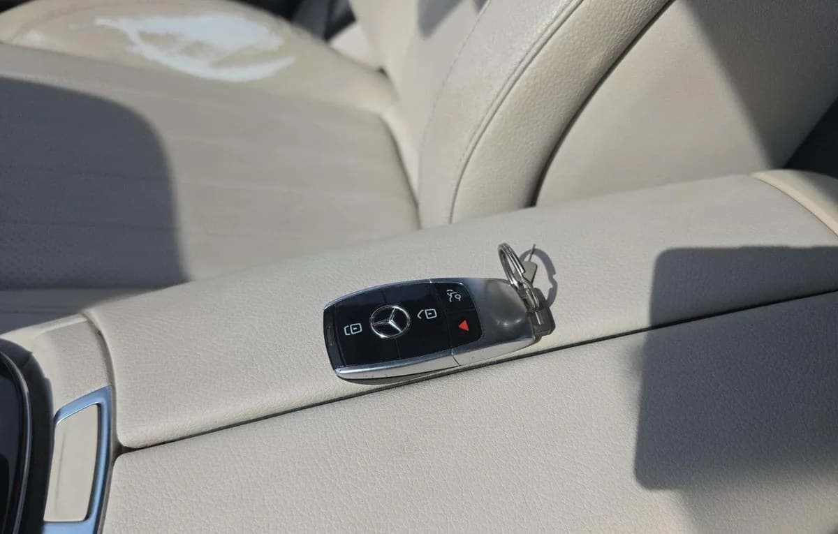 2017 MERCEDES-BENZ E-CLASS E 300 Sport 5