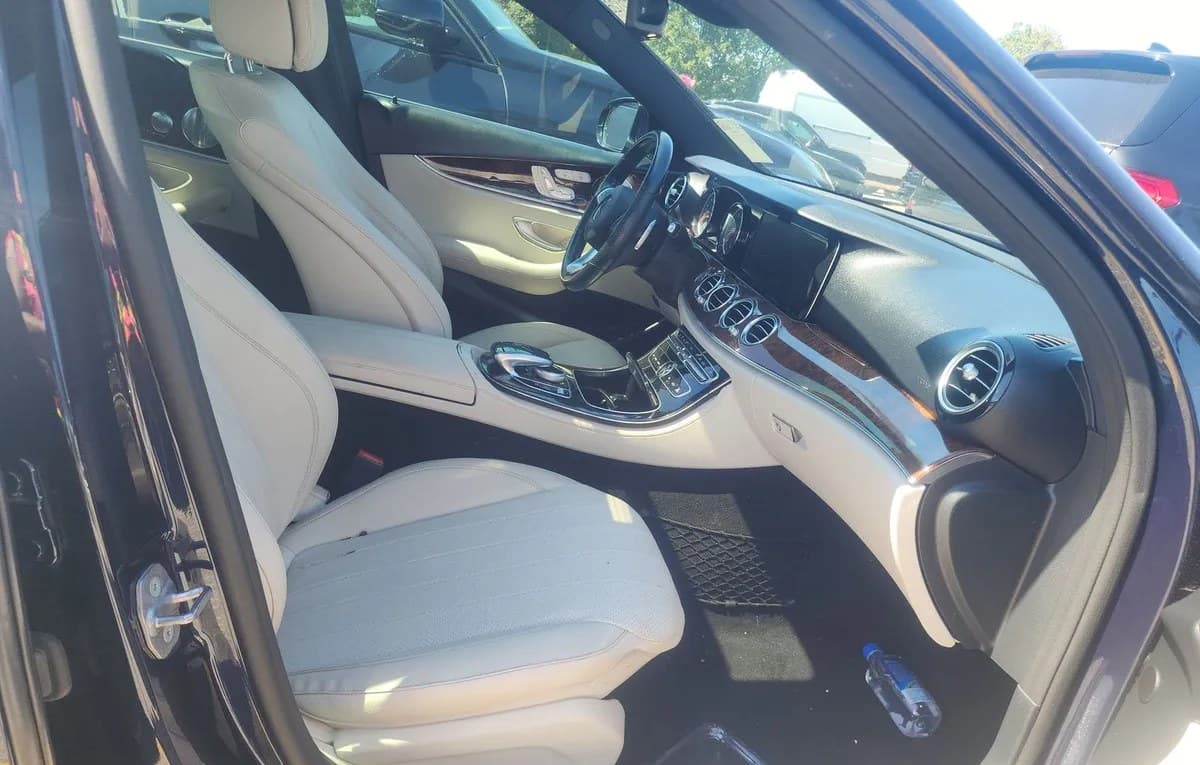 2017 MERCEDES-BENZ E-CLASS E 300 Sport 5
