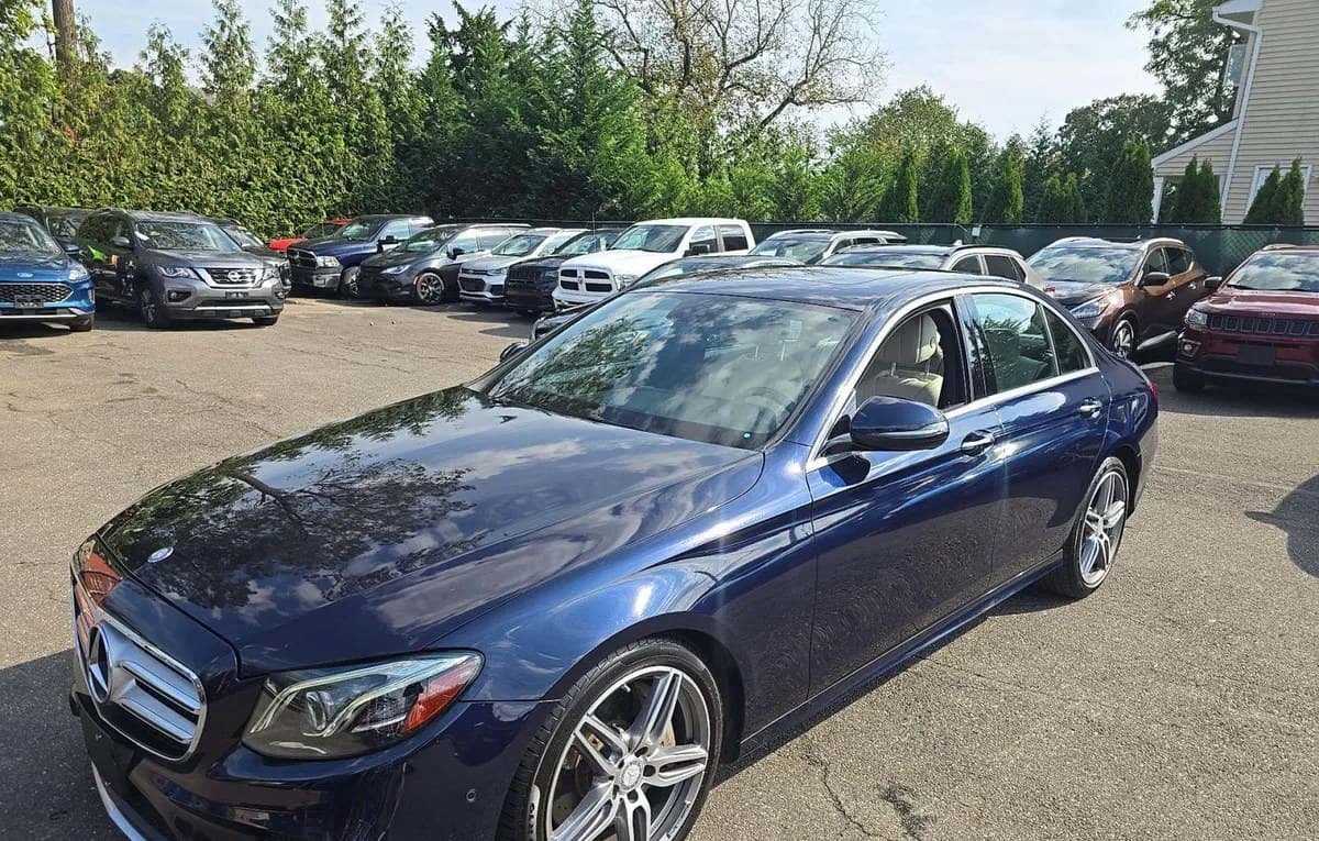 2017 MERCEDES-BENZ E-CLASS E 300 Sport 2