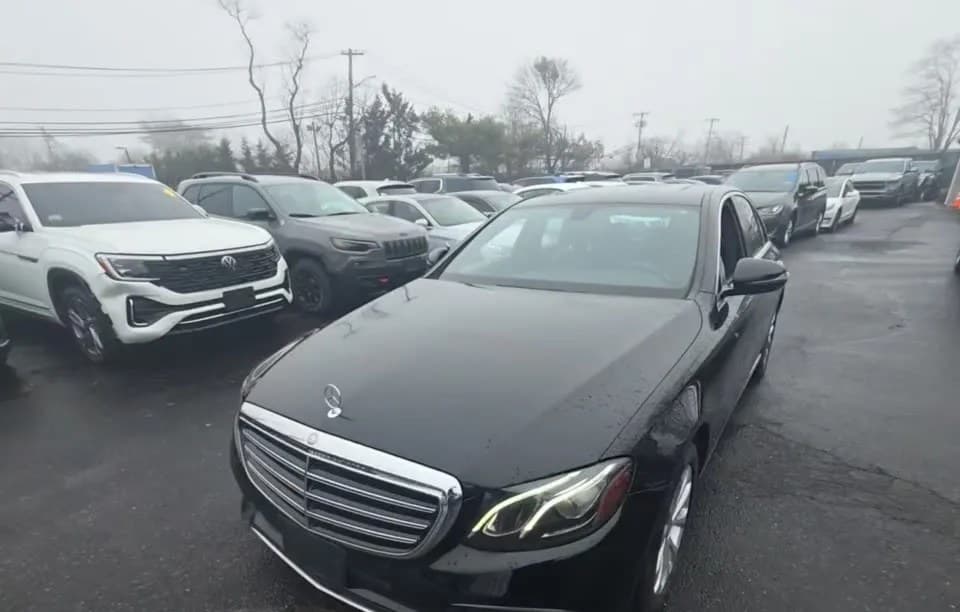 2017 MERCEDES-BENZ E 300 LUXURY 4MATIC SEDAN