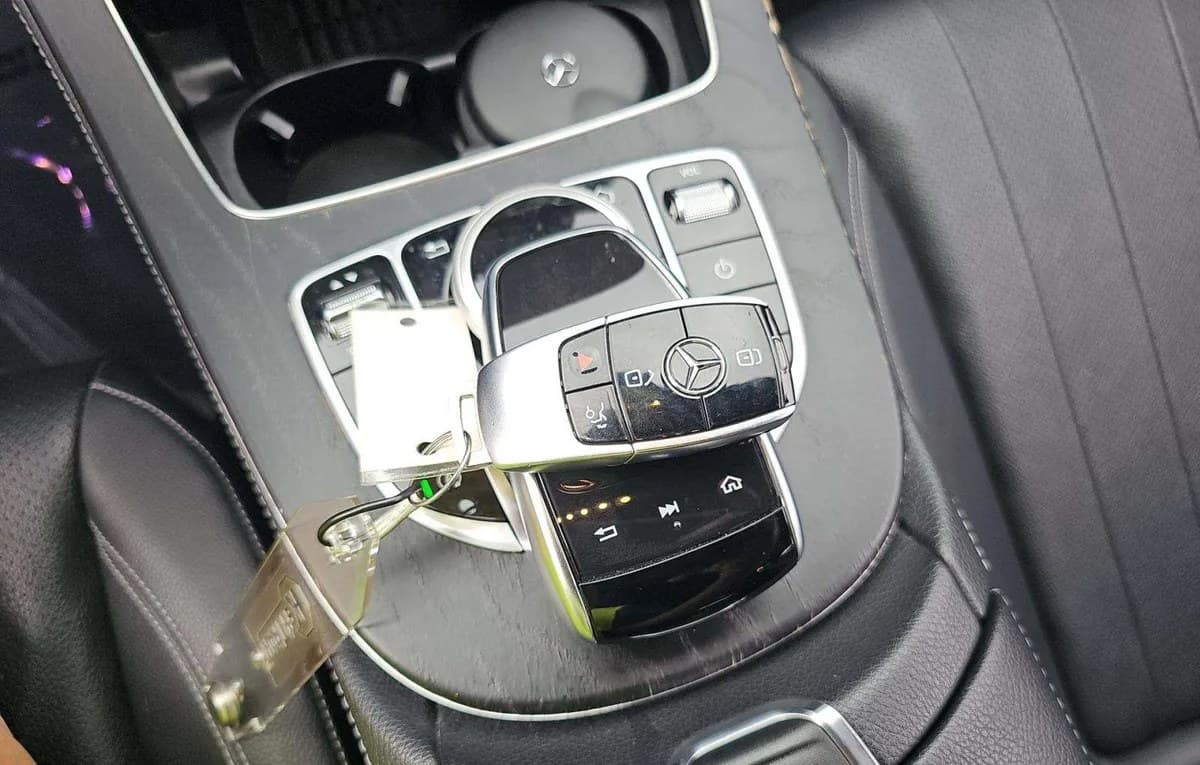 2019 MERCEDES-BENZ E-CLASS E 300 5