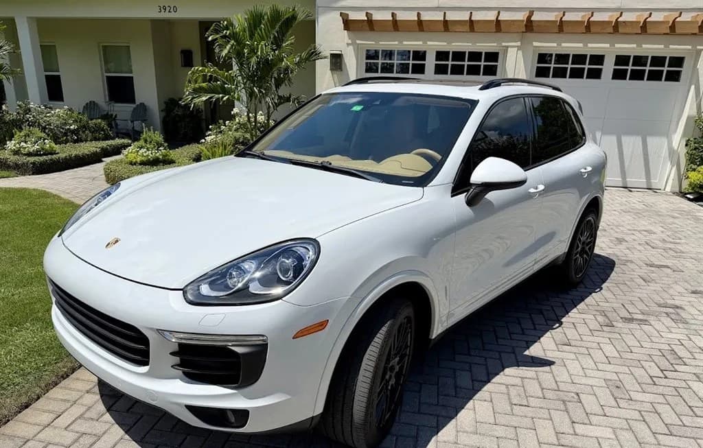2017 PORSCHE CAYENNE PLATINUM Edition 4