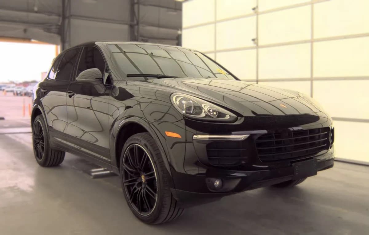 2017 PORSCHE CAYENNE PLATINUM Edition 4