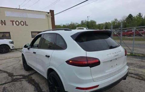 2017 PORSCHE CAYENNE PLATINUM Edition 3