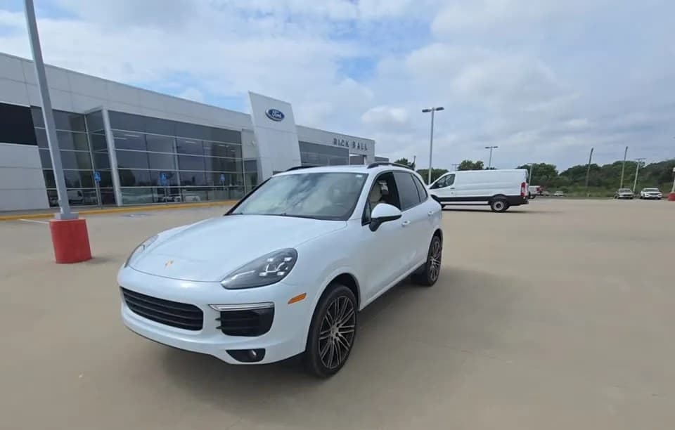 2018 PORSCHE CAYENNE PLATINUM Edition 2