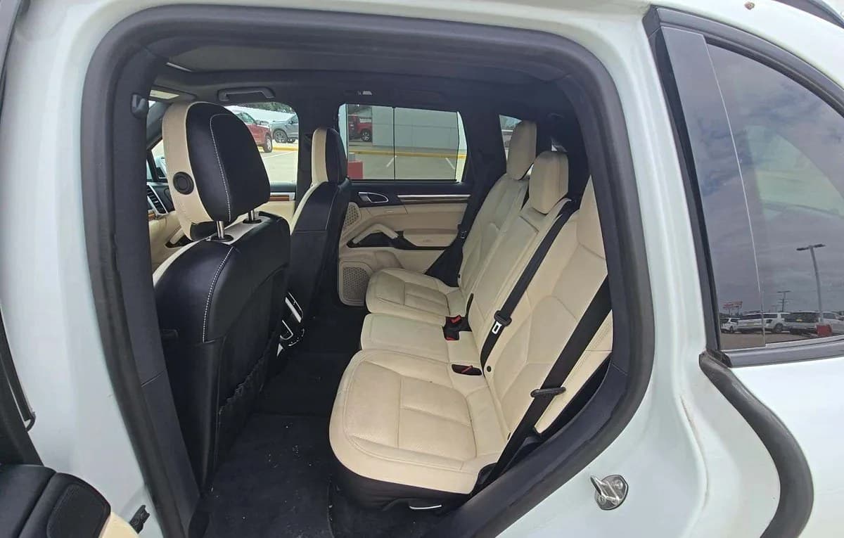 2018 PORSCHE CAYENNE PLATINUM Edition 7
