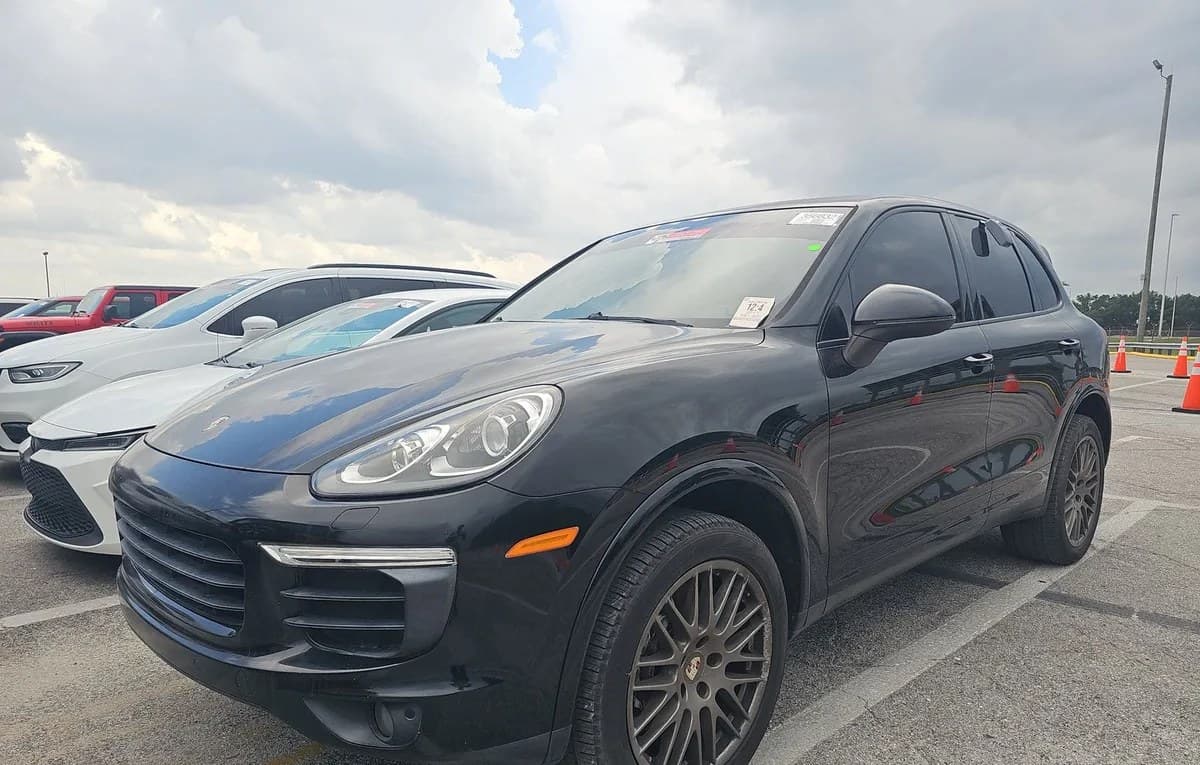 2017 PORSCHE CAYENNE PLATINUM Edition 2