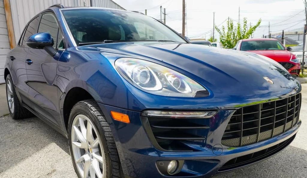 2017 PORSCHE MACAN Base 6