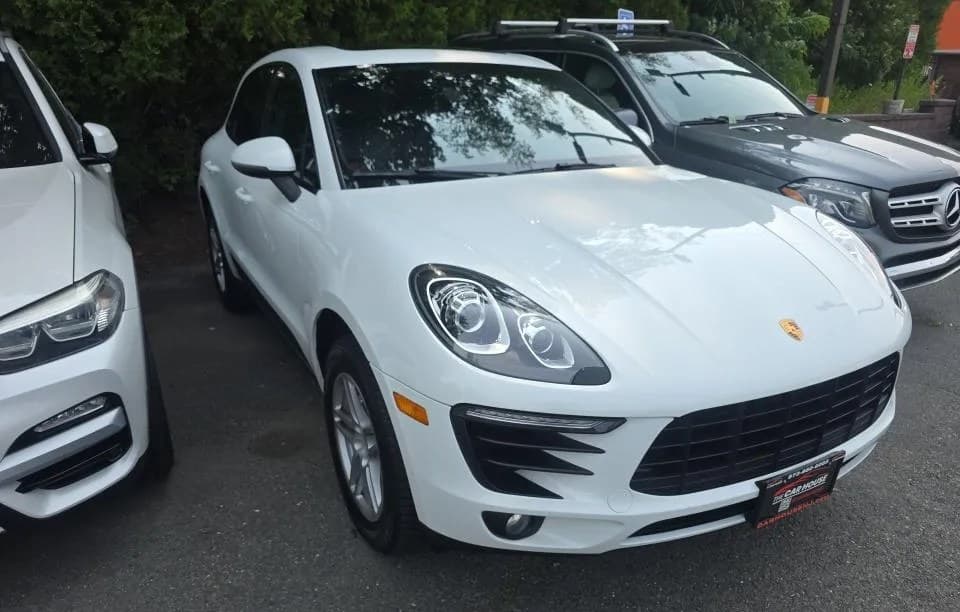 2018 PORSCHE MACAN Base 4