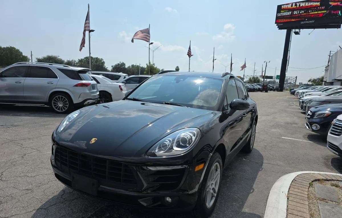 2018 PORSCHE MACAN 2