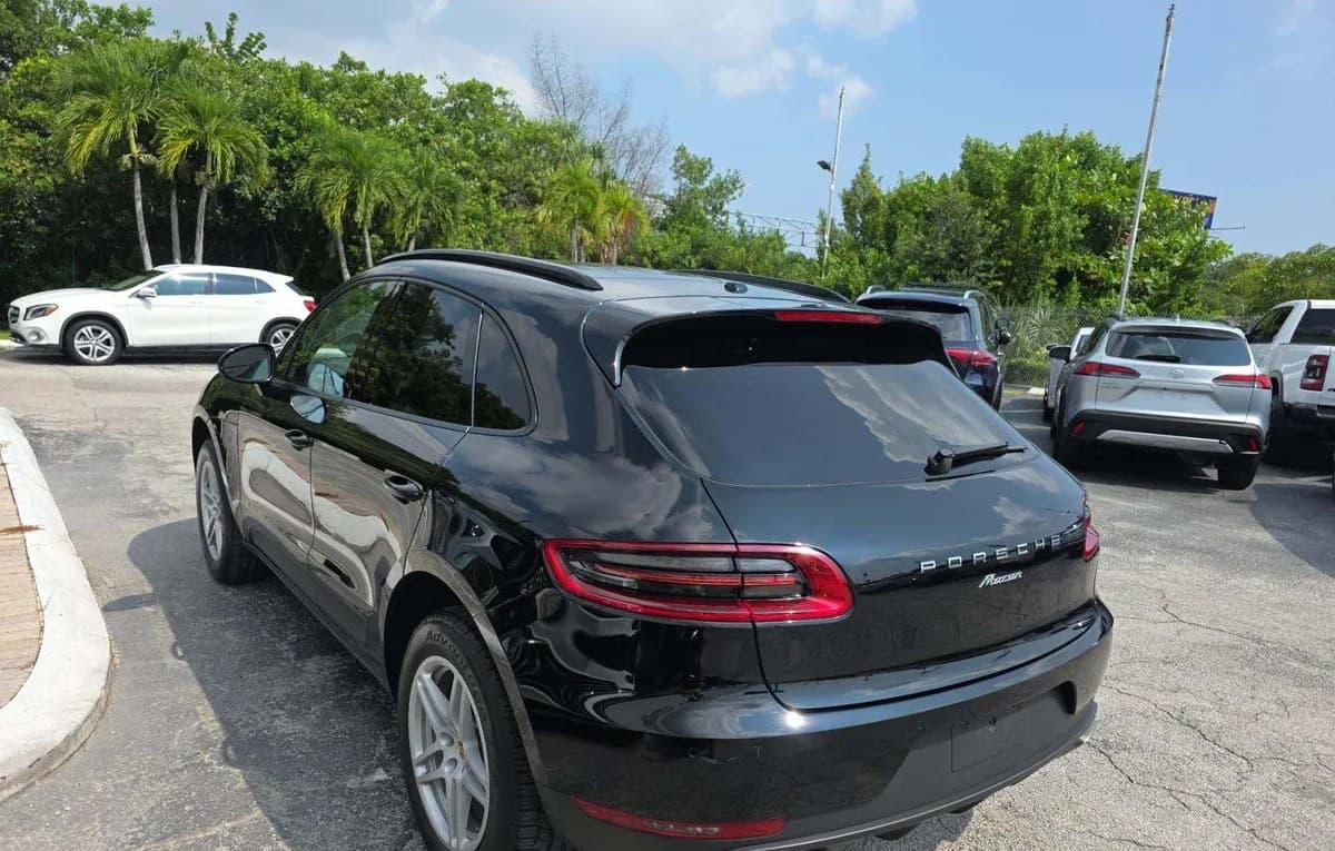2018 PORSCHE MACAN 3