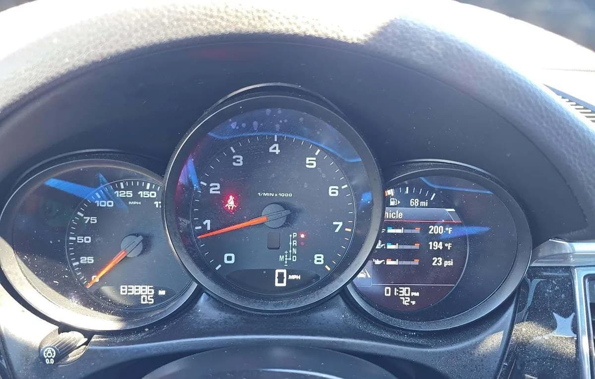 2018 PORSCHE MACAN SPORT EDITION 6