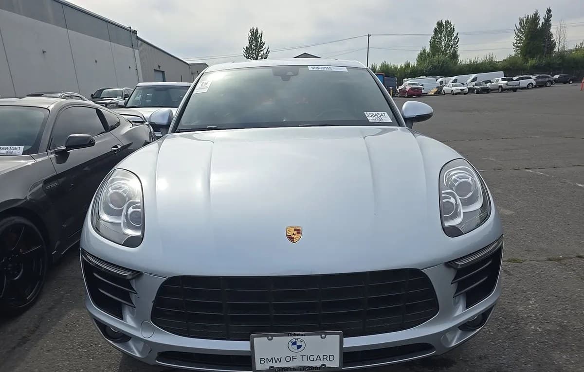 2017 PORSCHE MACAN Base 3