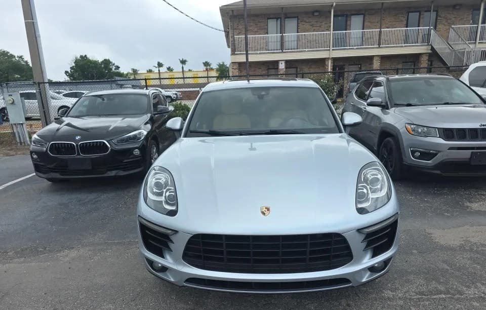 2017 PORSCHE MACAN Base 3
