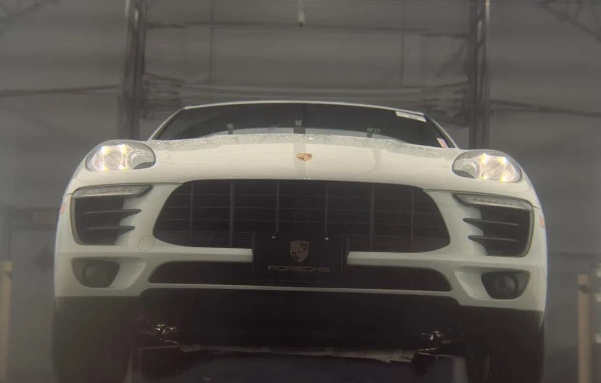 2017 PORSCHE MACAN 4