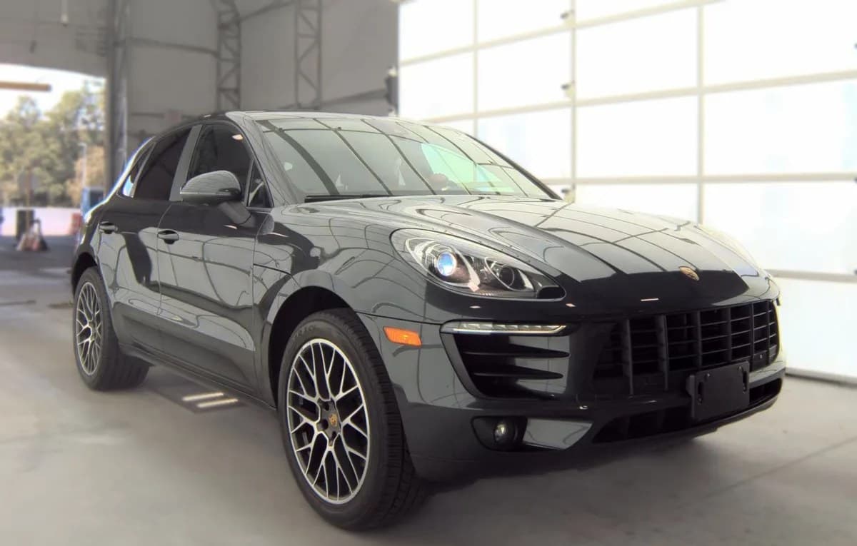 2018 PORSCHE MACAN SPORT Edition 4