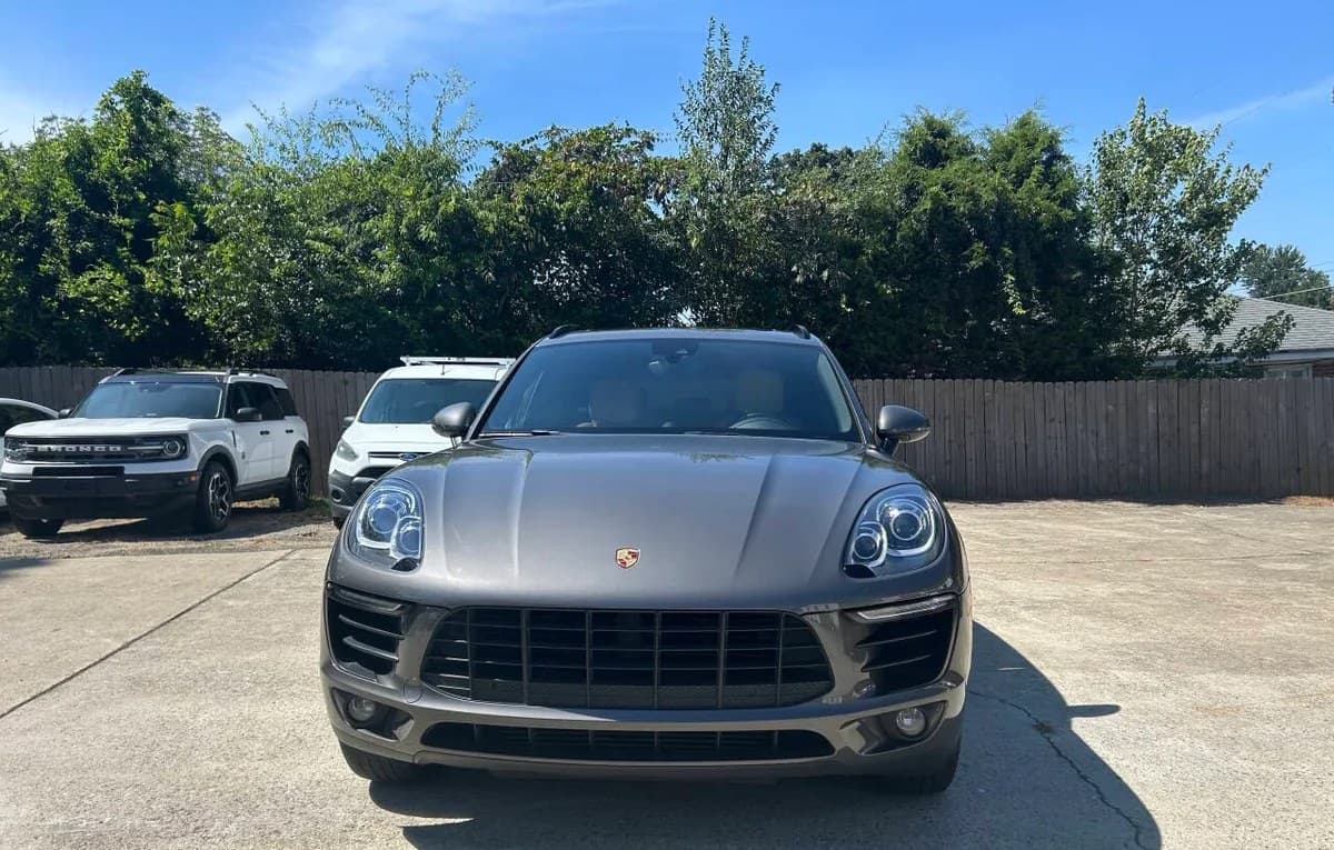 2018 PORSCHE MACAN Base 7