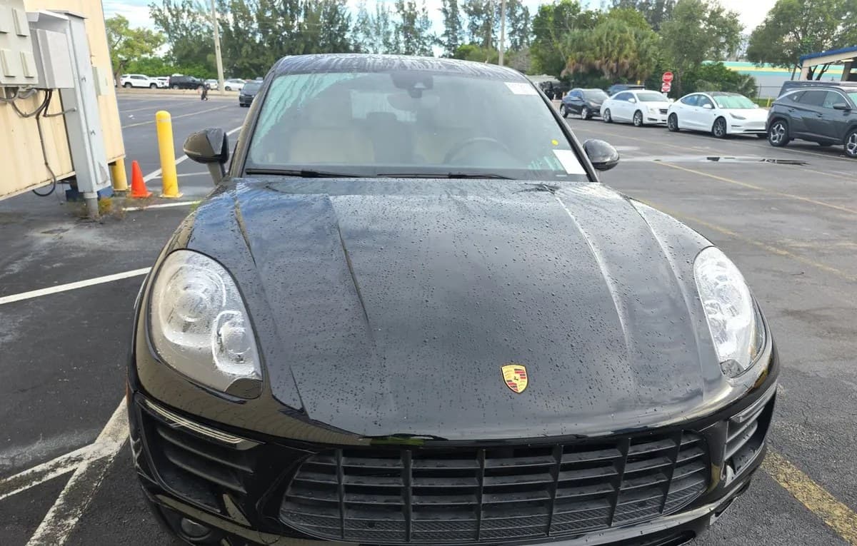 2017 PORSCHE MACAN Base 3