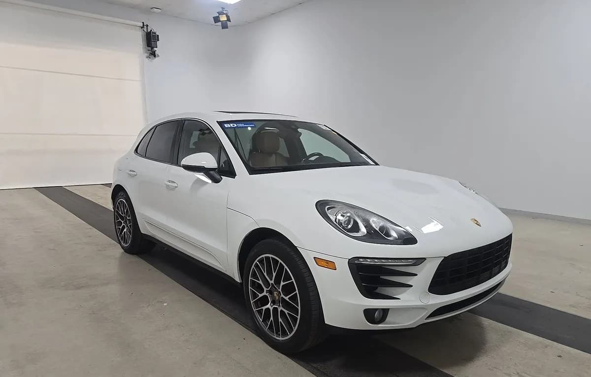 2018 PORSCHE MACAN SPORT Edition 4
