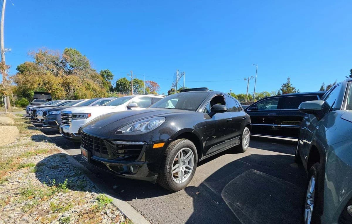 2018 PORSCHE MACAN 2