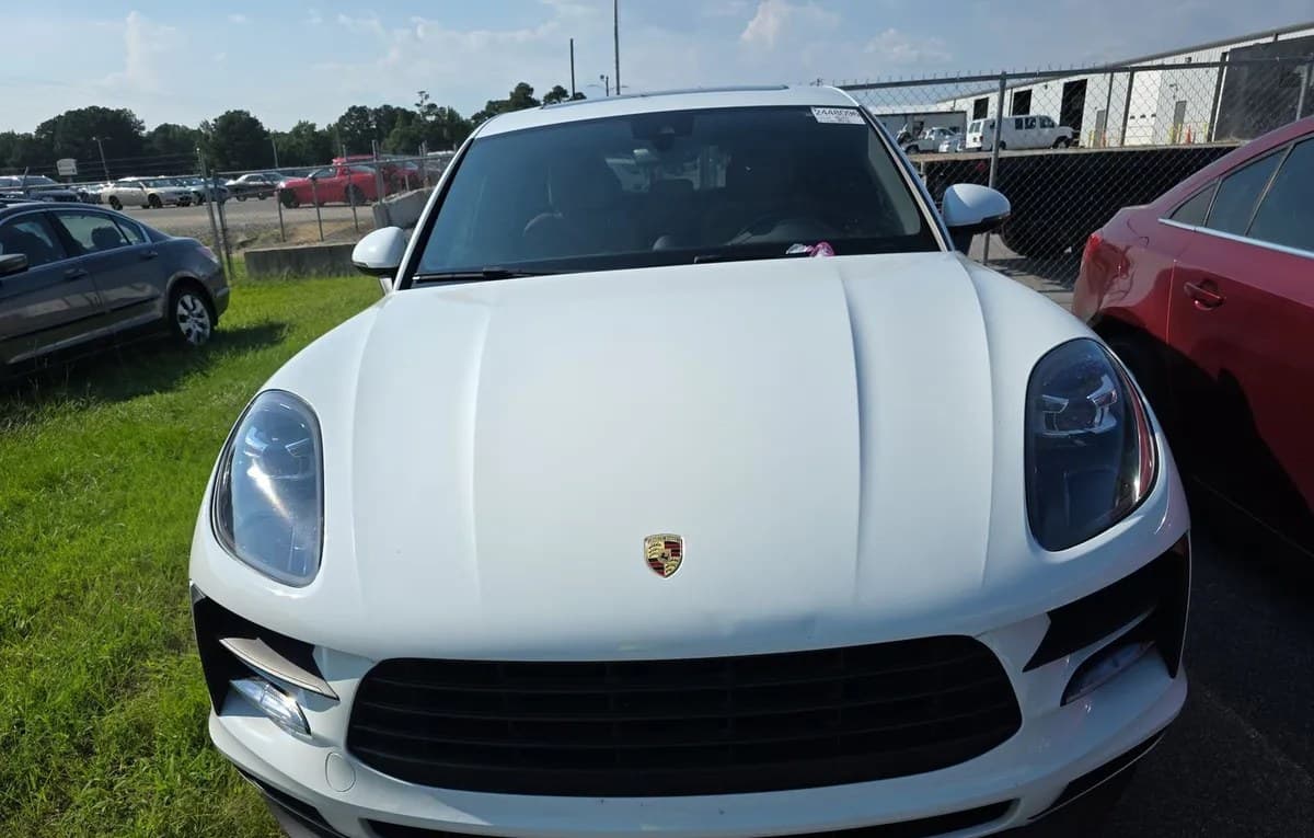 2019 PORSCHE MACAN Base 3