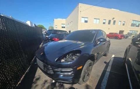 2020 PORSCHE MACAN Base 2