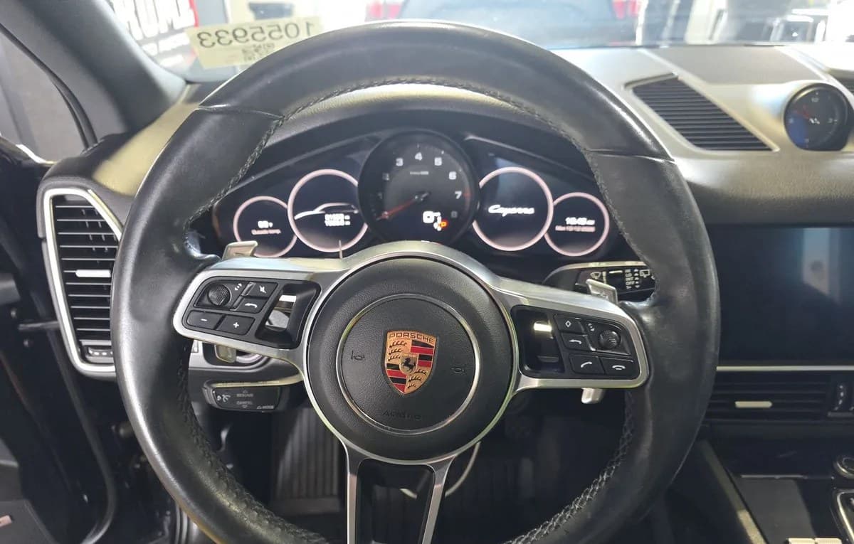2020 PORSCHE CAYENNE 7
