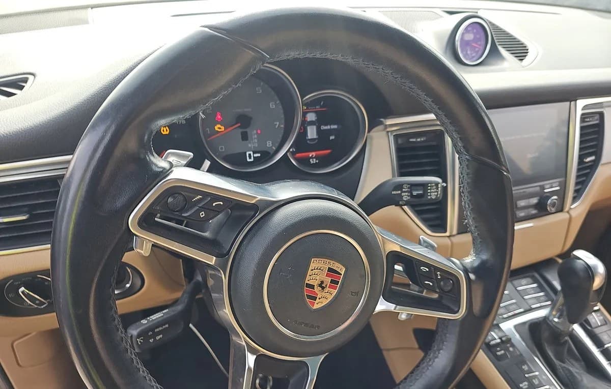 2017 PORSCHE MACAN S 7