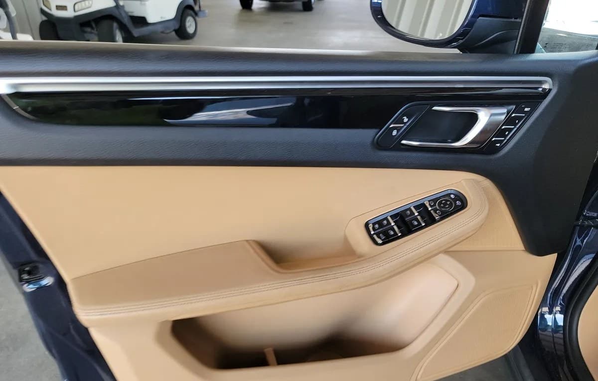 2017 PORSCHE MACAN S 6
