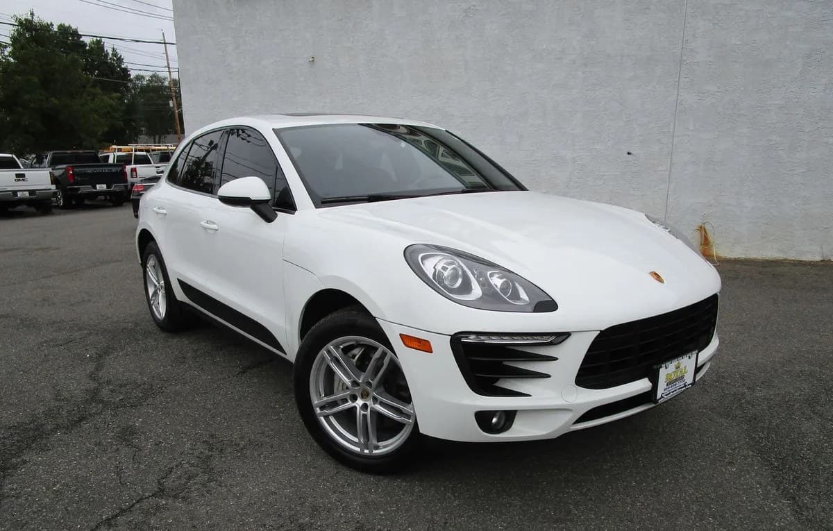 2018 PORSCHE MACAN S 2