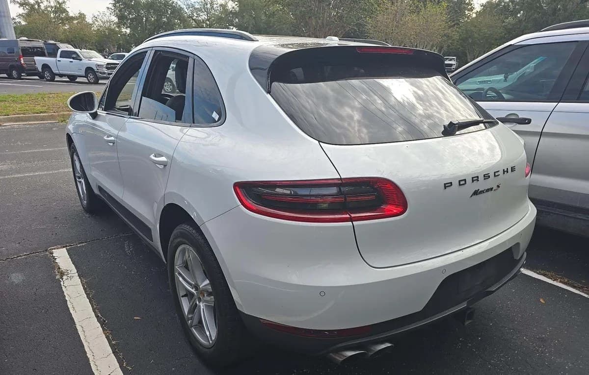 2018 PORSCHE MACAN S 3
