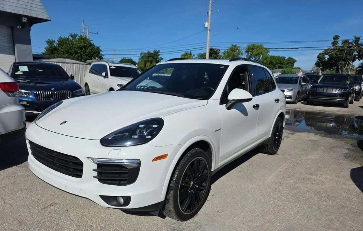 2017 PORSCHE CAYENNE E-HYBRID S PLATINUM Edition 2