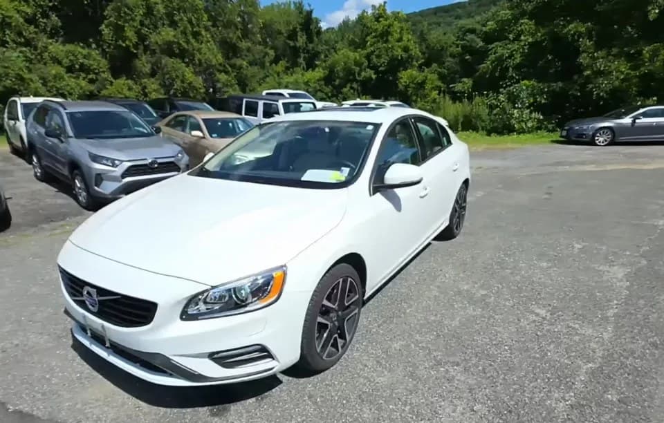 2018 VOLVO S60 T5 Dynamic 2