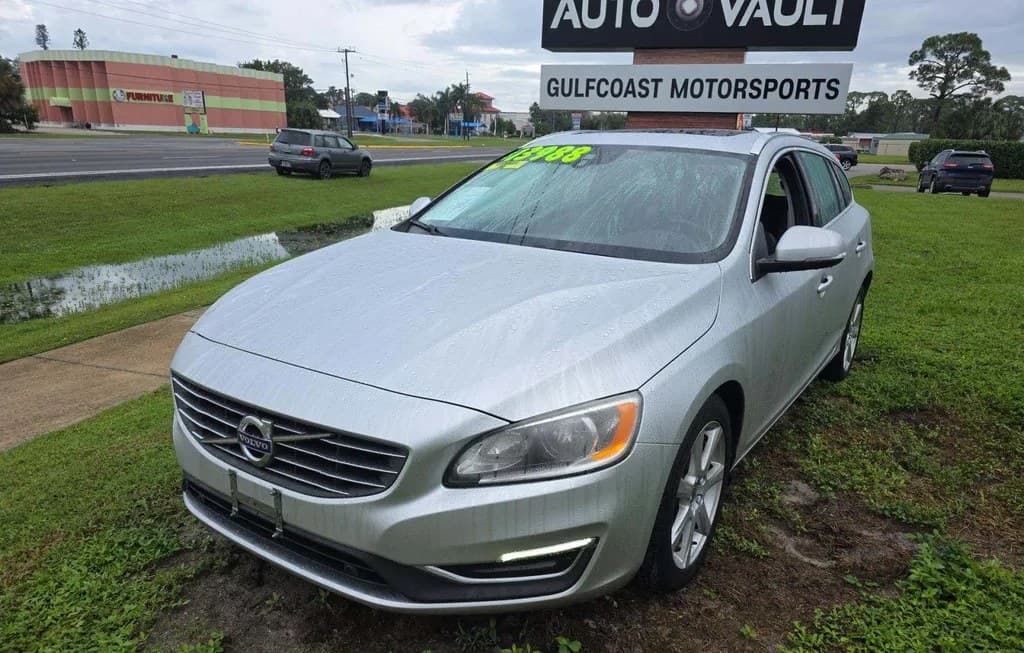 2017 VOLVO V60 T5 PREMIER
