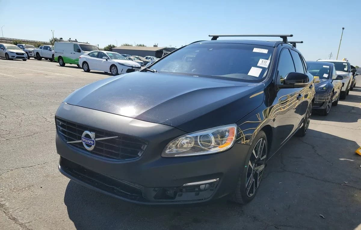 2018 VOLVO V60 T5 DYNAMIC 2