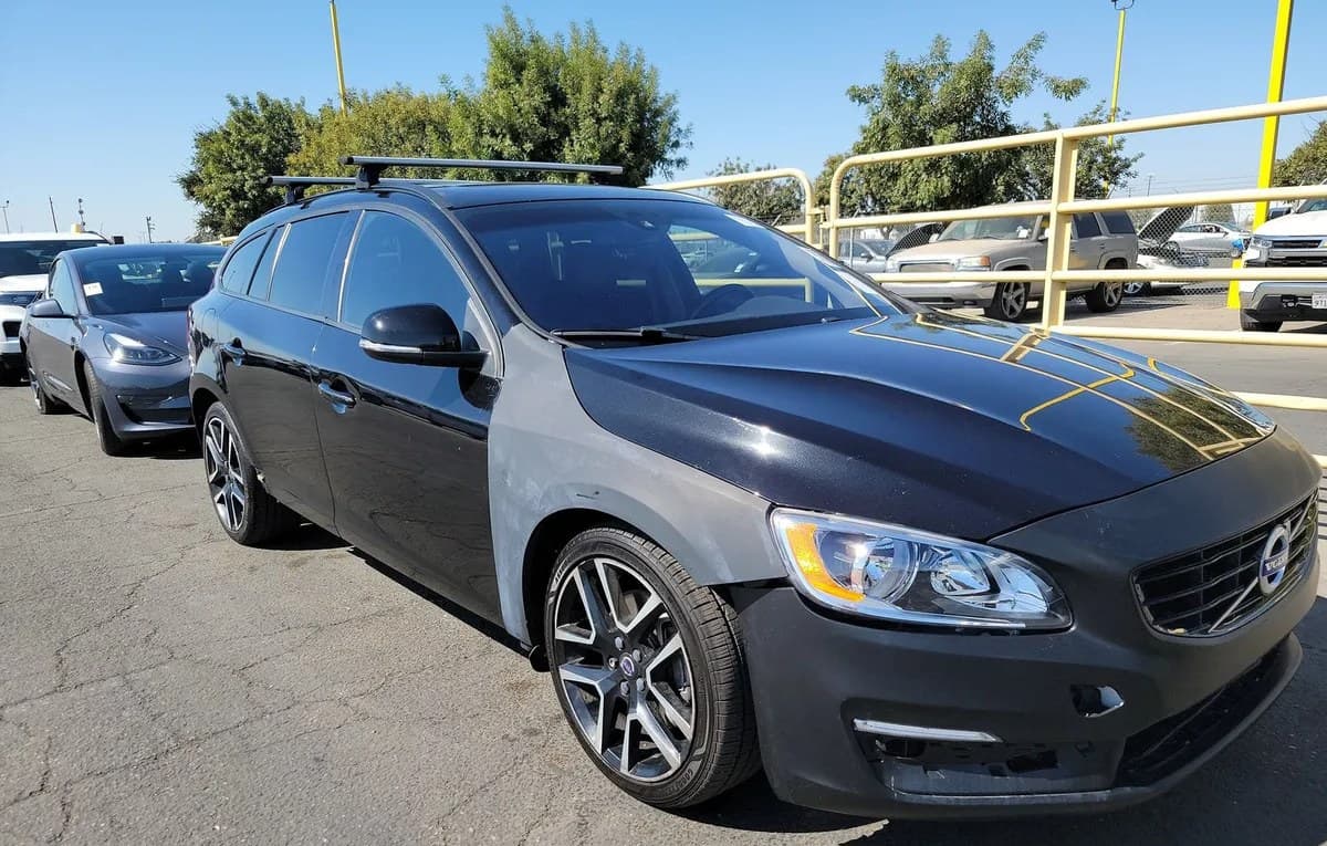 2018 VOLVO V60 T5 DYNAMIC 4