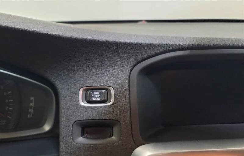 2017 VOLVO S60 T5 Dynamic 7