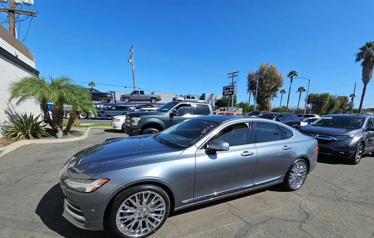 2017 VOLVO S90 T6 Inscription 2